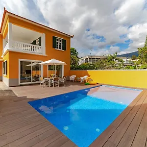 The Yellow House By Lovelystay , Funchal (Madeira) Portugal