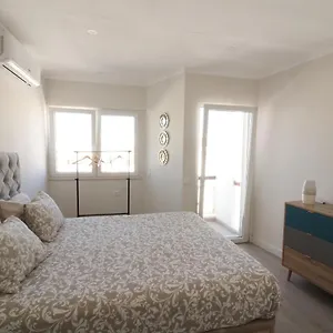 Downtown Dreams Apartment